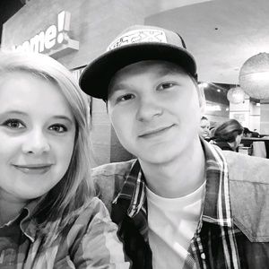 Meet your Posher, Kendra